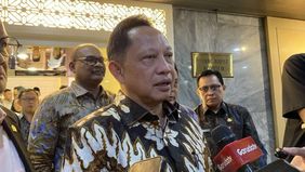 Menteri Dalam Negeri Tito Karnavian mengemukakan gagasan pemberian insentif kepada kepala daerah yang berhasil meningkatkan pendapatan asli daerah (PAD). 