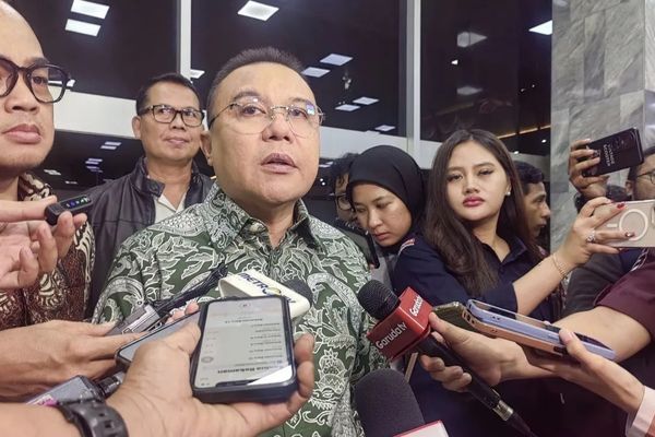 DPR Umumkan Pemberian Abolisi dan Amensti