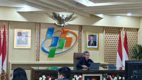 Deputi Bidang Statistik Distribusi dan Jasa Badan Pusat Statistik (BPS), Ateng Hartono, mengungkapkan bahwa perekonomian Indonesia mencatat inflasi tahunan (year-on-year/yoy) sebesar 4,76 persen pada Februari 2026.