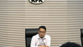 Komisi Pemberantasan Korupsi (KPK) tengah menelusuri dugaan adanya perubahan status jamaah haji, yakni dari haji furoda menjadi haji khusus, serta dari haji khusus menjadi haji reguler.