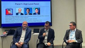 Wakil Menteri Komunikasi dan Digital, Nezar Patria, memaparkan pendekatan Indonesia dalam mengembangkan dan mengelola kecerdasan artifisial (AI) di hadapan para pemimpin dan pelaku industri teknologi dunia dalam acara London Tech Week 2025 yang digel