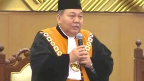 Hakim Agung Suharto resmi terpilih sebagai Wakil Ketua Mahkamah Agung (MA) Bidang Yudisial setelah meraih dukungan suara terbanyak dalam satu putaran pemilihan yang digelar dalam Sidang Paripurna Khusus di Gedung MA, Jakarta, Kamis, 10 Juli 2025.