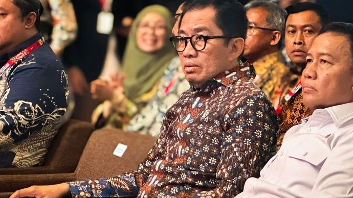 Wakil Menteri Perindustrian (Wamenperin) Faisol Riza menghadiri seremoni pembukaan pameran Indonesia Motorcycle Show (IMOS) 2025 di ICE BSD City, Tangerang, Banten, Rabu 24 September 2025. (ANTARA/Pamela Sakina)