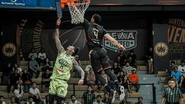 Dewa United Banten Hancurkan Pacific Caesar 133-76 di Kandang Sendiri