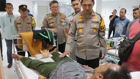 Supir truk kontainer yang menabrak sejumlah pengendara dan pejalan kaki di wilayah Kota Tangerang Provinsi Banten masih dalam perawatan medis usai mendapatkan amukan massa.