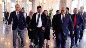 Wakil Gubernur DKI Jakarta, Rano Karno melakukan kunjungan resmi dan bertemu dengan Penjabat (Pj.) Wali Kota Istanbul, Nuri Aslan, di kantor Istanbul Metropolitan Municipality, Turki, pada Kamis, 21 Agustus 2025.