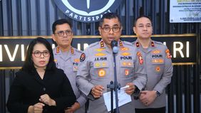 Polri tengah menyelidiki dugaan tindak pidana penganiayaan berat berupa penyiraman air keras yang menimpa seorang aktivis dari Komisi untuk Orang Hilang dan Korban Tindak Kekerasan(KontraS).