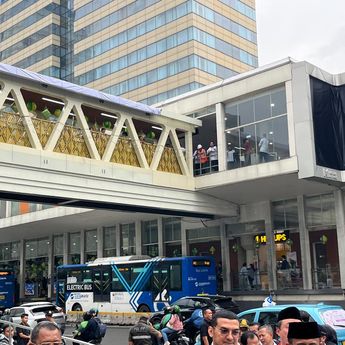 JPO Sarinah Jadi Contoh Akses Ramah Disabilitas di Jakarta