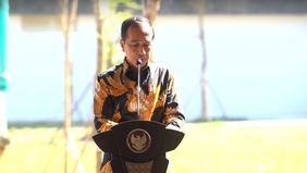 Presiden Joko Widodo (Jokowi) meresmikan Swissotel Nusantara dan meletakkan batu pertama groundbreaking Nusantara Mal Duty Free di Ibu Kota Nusantara (IKN), Kalimantan Timur, Jumat (13/9/2024).
