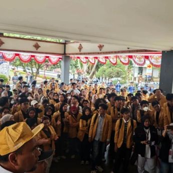 Mahasiswa Unsoed Gelar Aksi Demo, Desak Reformasi Kampus dan Hapus Korupsi