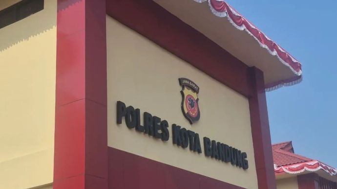 Tampak depan gedung Mapolresta Bandung di Kabupaten Bandung, Jawa Barat, pada Selasa (18/8/2026)