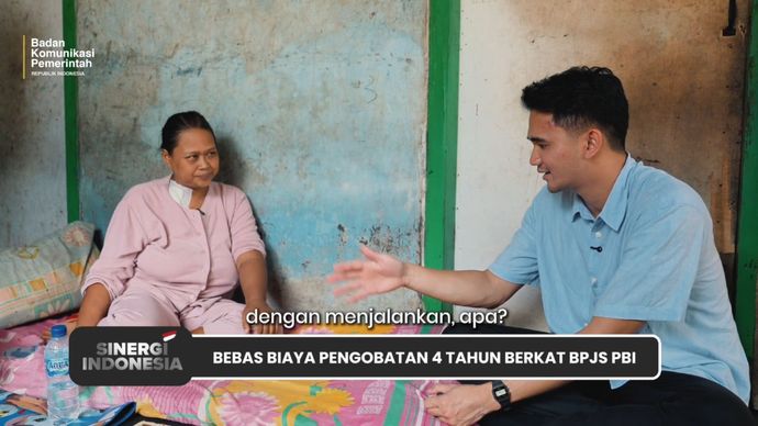 Tangkapan layar- Suasana perbincangan dalam program Podcast Sinergi Indonesia yang menghadirkan kisah Pitriyani sebagai penerima manfaat layanan kesehatan gratis dari program BPJS PBI.