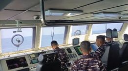 Tim SAR Sisir Perairan Tepi Gunung Anak Krakatau untuk Lacak Keberadaan Jurnalis Hilang Kontak