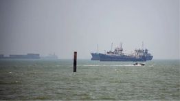 Ketegangan Memuncak, AS Alihkan Rute 35 Kapal Dagang dari Pelabuhan Iran
