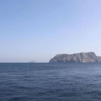 Tolak Dialog dengan AS, Iran Justru Gandeng Oman Buka Jalur di Selat Hormuz