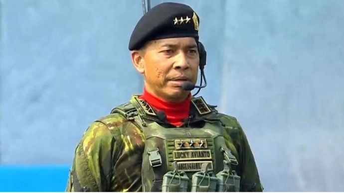 Tangkapan layar - Pangkogabwilhan III Letjen TNI Lucky Avianto menjadi komandan upacara perayaan HUT Ke-81 TNI di Mabes TNI, Cilangkap, Jakarta Timur, Senin (5/10/2026)