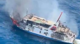 Kapal KMP Putri Yasmin Terbakar, 106 Penumpang Dievakuasi Selamat