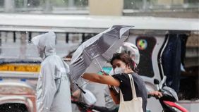 Kombinasi hujan lebat akibat intensifikasi monsun barat daya serta terjangan Siklon Tropis Luis dan Maymay memicu banjir bandang dan tanah longsor meluas di berbagai wilayah Filipina. 