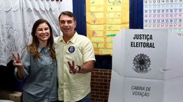 Lula da Silva Kecam Flavio Bolsonaro yang Pergi ke AS Usai Kalah Pemilu