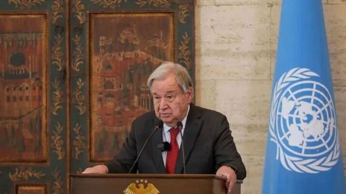 Sekretaris Jenderal Perserikatan Bangsa-Bangsa Antonio Guterres berbicara dalam konferensi pers bersama Menteri Luar Negeri Suriah Asaad Hassan al-Shaibani setelah pertemuan mereka sebagai bagian dari kunjungan resminya ke Damaskus, Suriah, pada 25 Juli 2026. ANTARA/Hişam Hac &Ouml;mer - Anadolu Agency /pri.