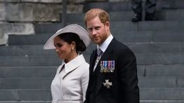 Boyong Kedua Anaknya, Harry dan Meghan Kembali ke Inggris
