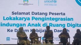 Menteri PPPA, Arifah Fauzi, menyoroti adanya kesenjangan antara masifnya akses anak-anak terhadap teknologi dengan kemampuan literasi mereka dalam mengenali serta menghadapi berbagai potensi risiko kekerasan.