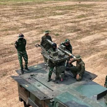 Prajurit TNI dan Militer AS Latihan Bersama Menembak Drone