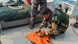 TNI AL Minta Semua Pihak Tak Berspekulasi Terkait Temuan Life Jacket