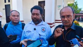 Jaksa Penuntut Umum Kejaksaan Negeri Nabire resmi menuntut pidana 10 tahun penjara terhadap AWS, anak yang berkonflik dengan hukum, dalam kasus pembunuhan berencana siswi SMP berinisial CKC di Kabupaten Nabire, Papua Tengah.