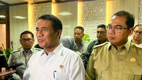 Menteri Pertanian (Mentan) Andi Amran Sulaiman secara resmi mengumumkan pembagian tugas yang jelas bagi kedua wakil menteri di lingkungan Kementerian Pertanian. Kebijakan ini dirancang berbasis pada keahlian dan latar belakang masing-masing.