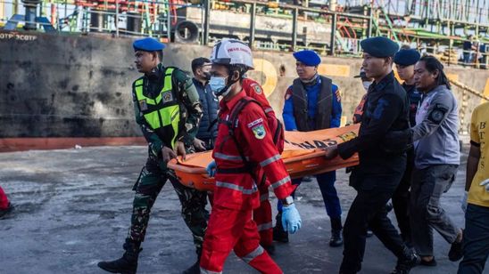 Gelar Operasi Bawah Air, Basarnas Panggil Kopaska dan BSG Cari Korban Kapal Virgo