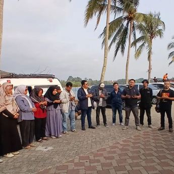 Solidaritas Insan Pers Gelar Doa Bersama untuk Jurnalis Hilang Kontak di Selat Sunda