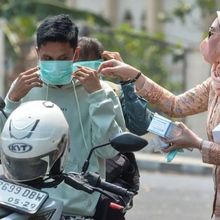 Cegah Iritasi, Ini Rekomendasi Pakaian Pelindung Saat Terjadi Hujan Abu Vulkanik