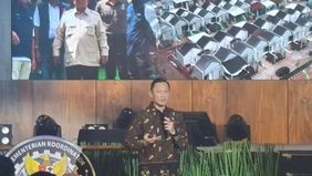 Gerakan Indonesia ASRI (Aman, Sehat, Resik, dan Indah) siap berjalan berdampingan dengan program prioritas pembangunan 3 Juta Rumah. Sinergi kedua program ini bakal diwujudkan secara konkret melalui penataan hingga revitalisasi berbagai kawasan kumuh