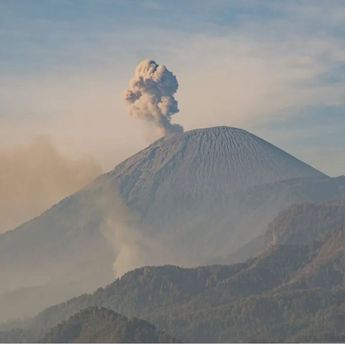 Badan Geologi Imbau Warga Tak Beraktivitas dalam Radius 13 Km dari Semeru