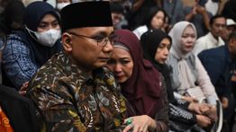 Eks Menag Yaqut Cholil Qoumas Didakwa Perkaya Diri Rp4,83 M Dalam Kasus Kuota Haji