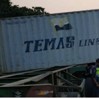 Kecelakaan Kontainer di Tol Wiyoto Wiyono Dipicu Pengemudi Gagal Jaga Jarak
