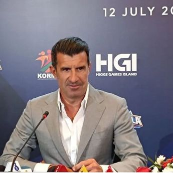 Luis Figo Tuntut Presiden FIFA Gianni Infantino Minta Mundur