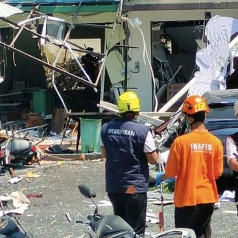 Ledakan Dahsyat Rusak Puluhan Ruko di Surabaya, 5 Orang Luka-luka