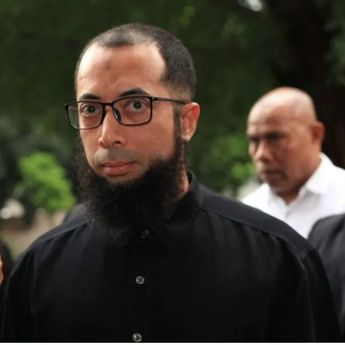 Penuhi Panggilan Pengadilan, Khalid Basalamah Jadi Saksi dalam Sidang Yaqut Hari Ini