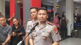 Bukan Ditangkap, Ini Penjelasan Polda Metro Soal Enam Aktivis Greenpeace