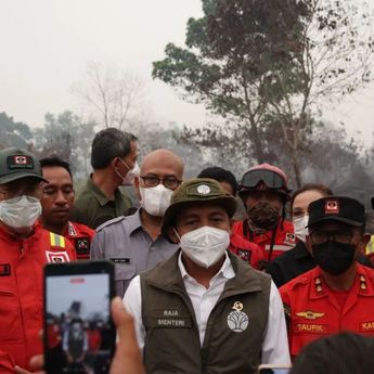 Kemenhut Tutup Izin 5 Perusahaan Kalbar Gara-gara Karhutla
