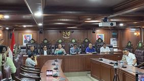 Kepolisian Daerah Metro Jaya bersama PT Bank Mandiri (Persero) Tbk resmi mengaktifkan kembali rekening bank milik Koordinator Aliansi Masyarakat Pati Bersatu (AMPB), Supriyono, yang sebelumnya sempat diberlakukan penundaan transaksi.