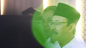 Kementerian Sosial tengah mendalami indikasi penyalahgunaan kartu tanda penduduk (KTP) penerima bantuan sosial (bansos) milik kelompok rentan.