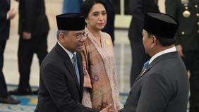 Menteri Keuangan yang baru dilantik, Suahasil Nazara, tercatat memiliki total harta kekayaan senilai Rp138.167.334.176 atau sekitar Rp138 miliar. Jumlah tersebut berpatokan pada Laporan Harta Kekayaan Penyelenggara Negara (LHKPN) periodik 2025. 