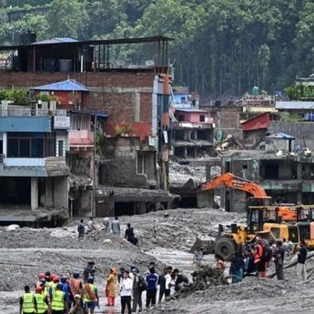 Keluarga Korban Banjir Bandang Nepal Gelar Pemakaman Simbolis, Ribuan Masih Hilang
