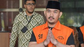 Komisi Pemberantasan Korupsi (KPK) resmi membuka babak baru dalam penanganan kasus dugaan suap yang menjerat Bupati Bekasi nonaktif Ade Kuswara Kunang. Lembaga antirasuah tersebut mengonfirmasi penerbitan surat perintah penyidikan (sprindik). 