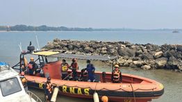 Pemprov Banten Minta Area Pencarian Jurnalis Hilang Kontak di Selat Sunda Diperluas