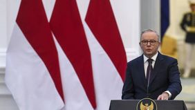 Perdana Menteri Australia Anthony Albanese tengah menuai kritik tajam menyusul rekaman percakapannya dengan seorang pembawa acara podcast (siniar). Percakapan dalam tayangan yang dipublikasikan pada 3 Juli tersebut membahas mengenai cenderamata berup