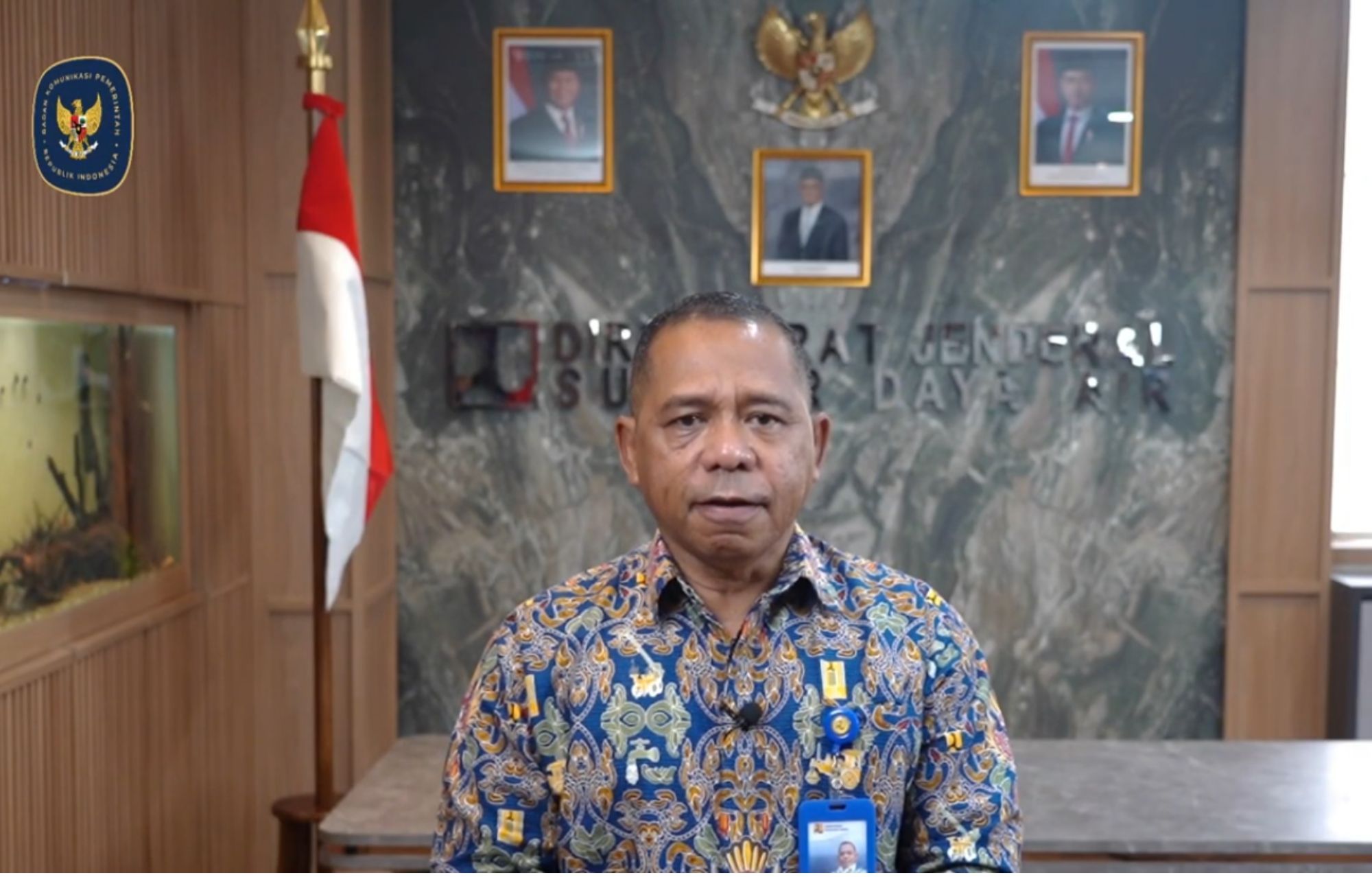 Direktur Jenderal Sumber Daya Air Kementerian Pekerjaan Umum, Arnold A. P. Ritiauw, menegaskan komitmen pemerintah untuk tetap siaga di lapangan guna mengawal ketersediaan air bersih dan irigasi hingga musim hujan tiba.